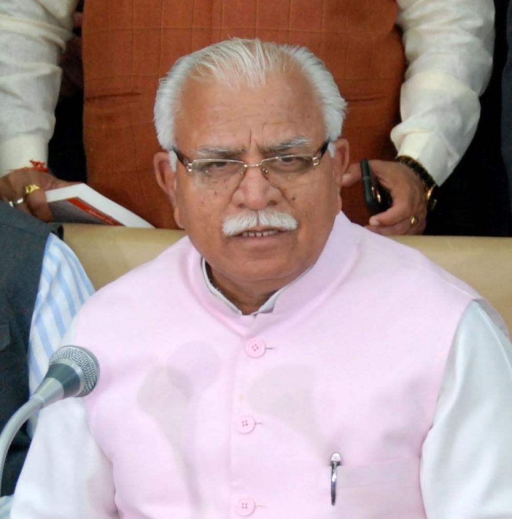 The Weekend Leader - Haryana working to make people's lives simpler: Khattar