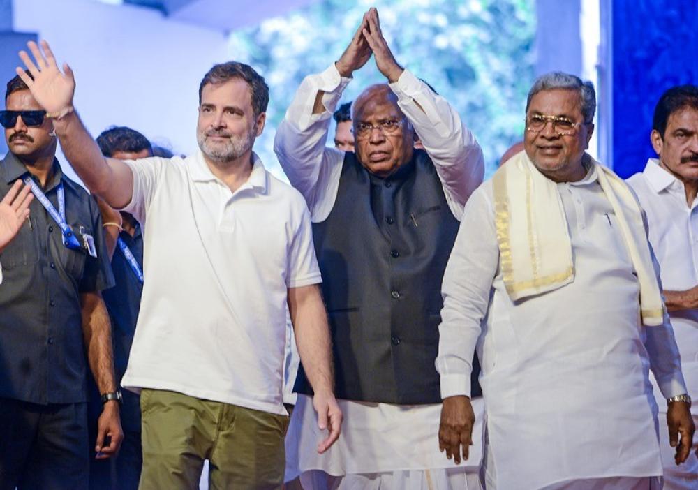 The Weekend Leader - ‘Vote Chori’ Row: INDIA Bloc MPs to March From Parliament to Election Commission