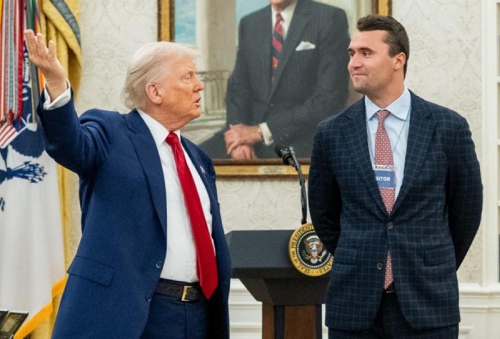 The Weekend Leader - Trump's aide Charlie Kirk Shot Dead at University Event In Utah