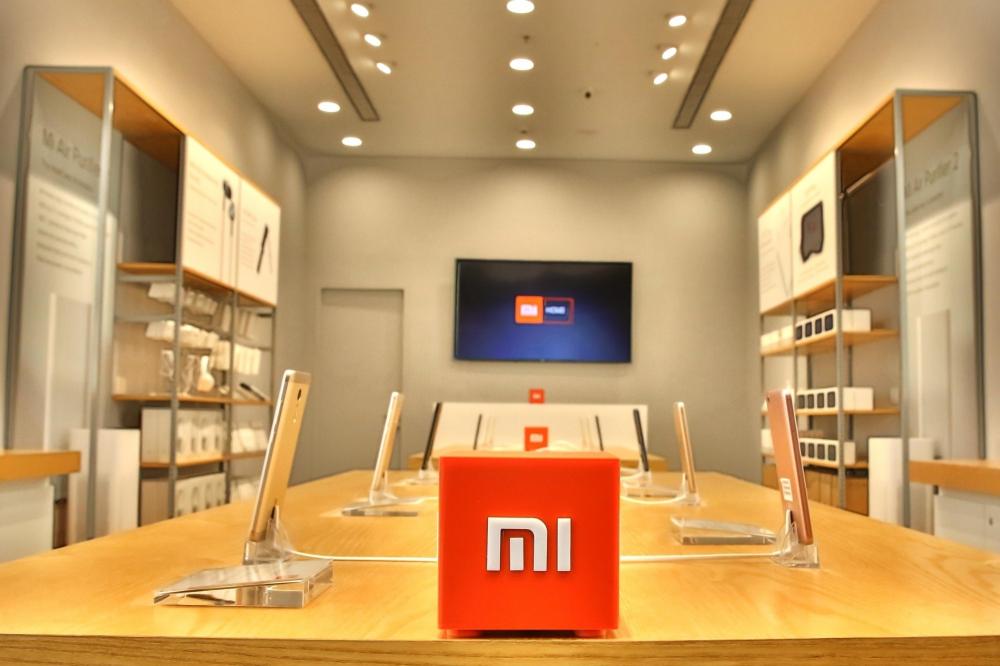 The Weekend Leader - US agrees to remove Xiaomi from blacklist, shares jump