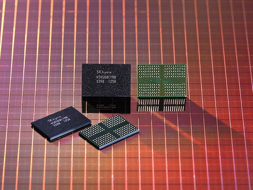 The Weekend Leader - SK hynix begins mass production of latest smartphone chip