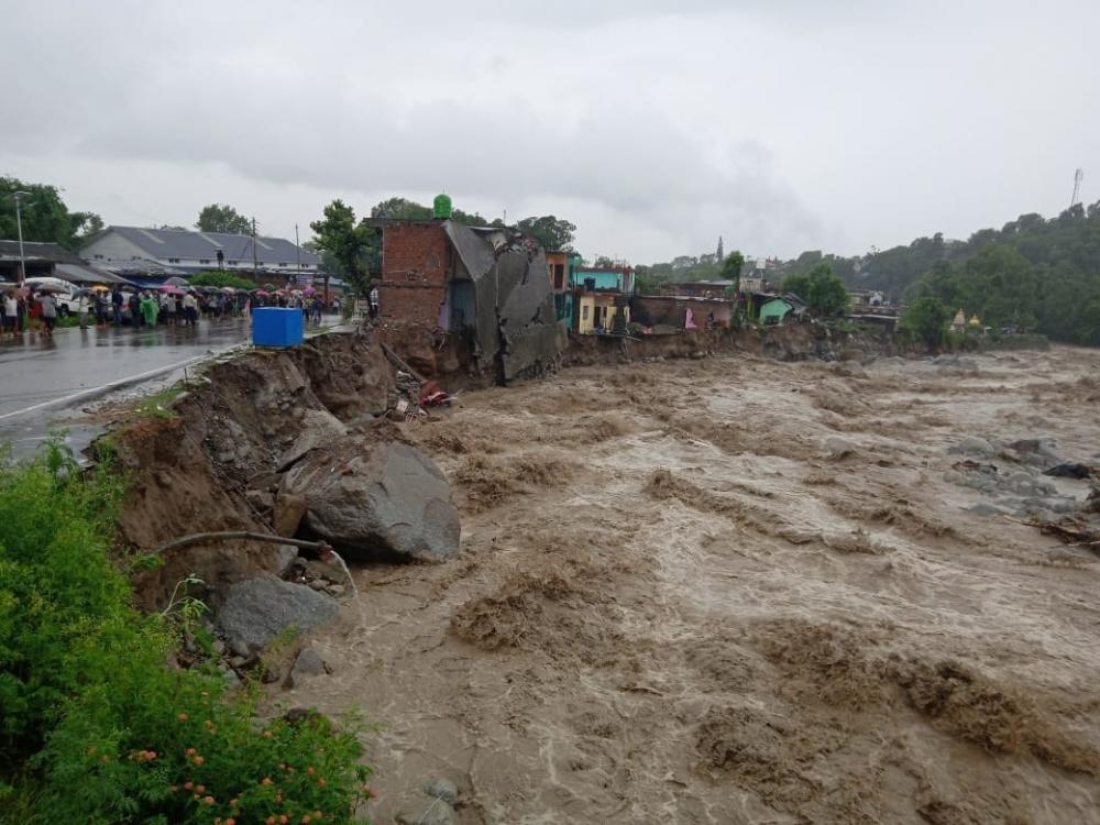 The Weekend Leader - Centre deploys NDRF as flashfloods hit Himachal