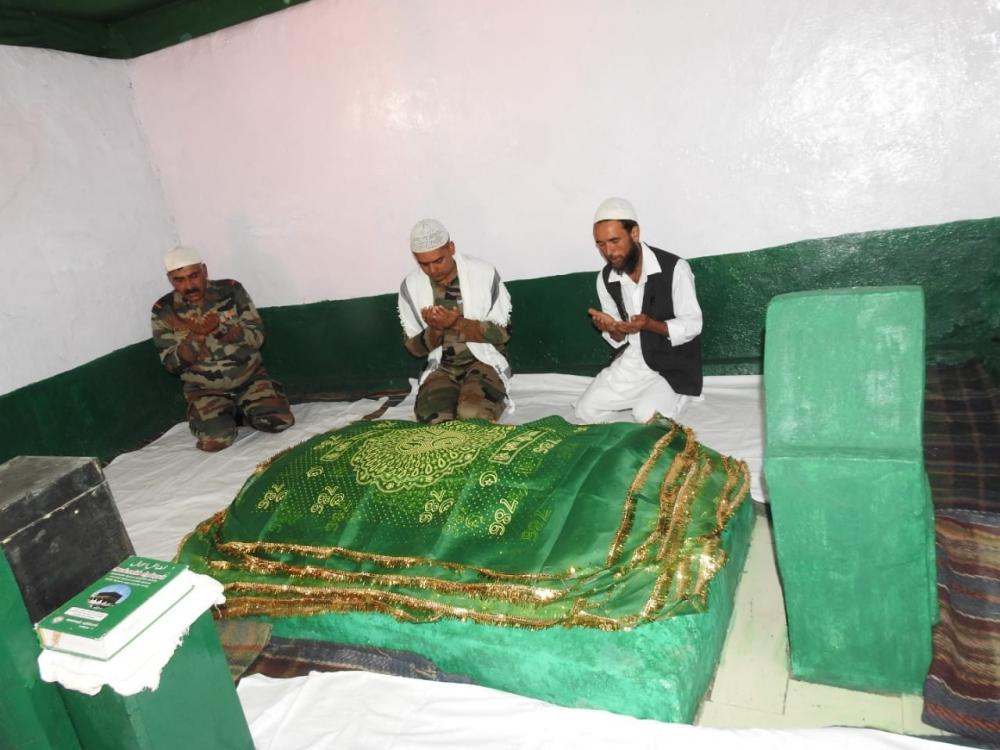 The Weekend Leader - Peer Baba day celebrated in Kashmir's Machhal village