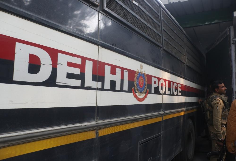 The Weekend Leader - Delhi Police nabs suspected Pak terrorist