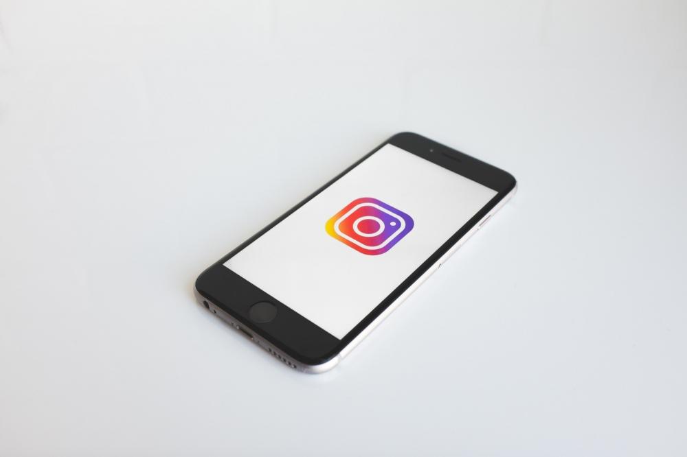 The Weekend Leader - Instagram paying up to $10k bonus to creators for posting Reels