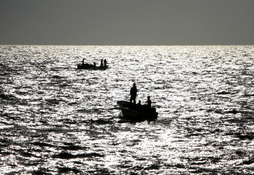 The Weekend Leader - Overloaded boat capsizes in Wardha River, 11 feared dead