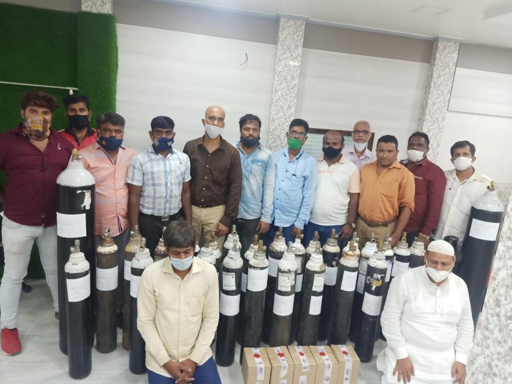 The Weekend Leader - Mumbai police bust illegal oxygen manufacturing unit