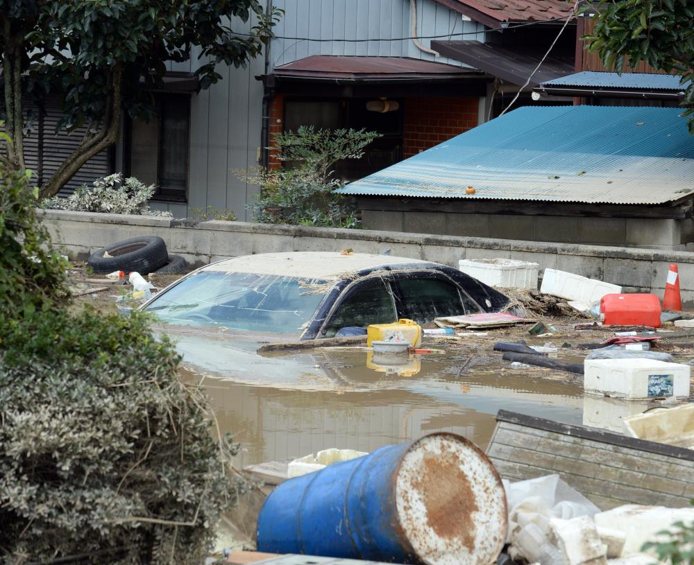 The Weekend Leader - Torrential rain lashes Japan, 1.42mn people under highest alert