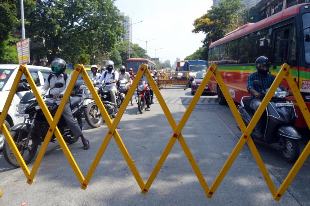 The Weekend Leader - After video goes viral, vehicles now to be checked on Goa-Maha border