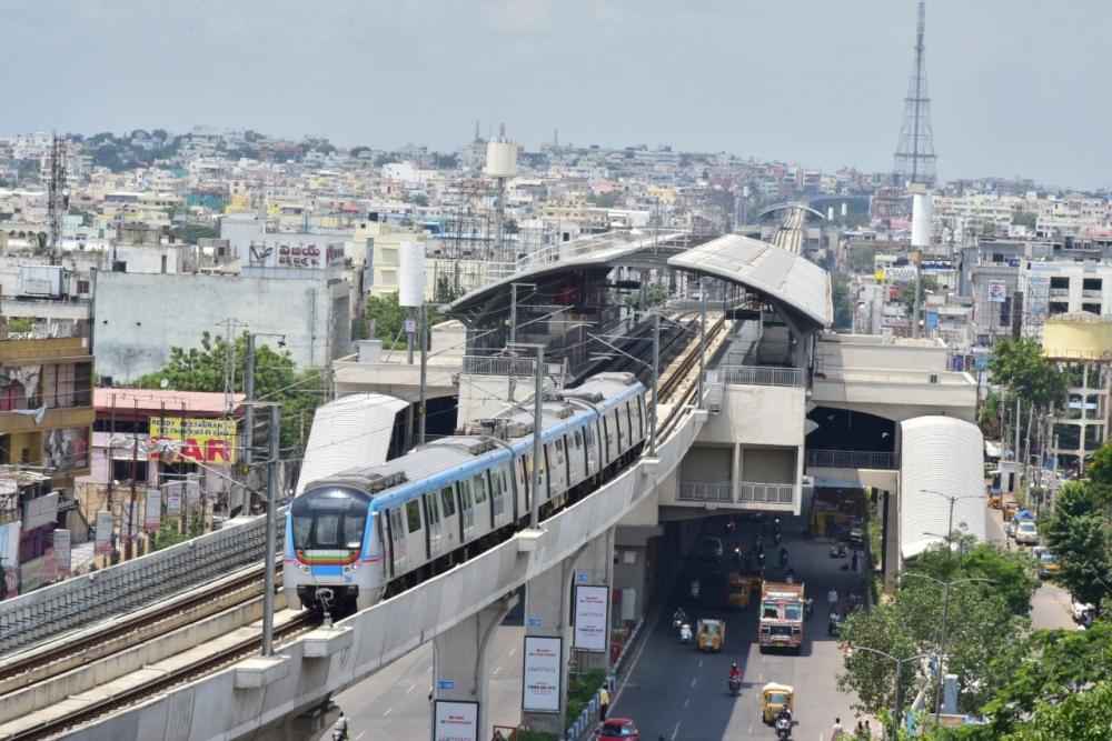 The Weekend Leader - Telangana govt forms panel to help Hyderabad Metro