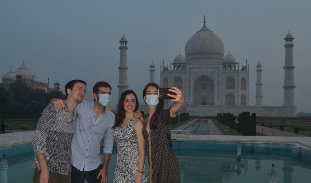 The Weekend Leader - India allows foreign tourists as Covid cases decline