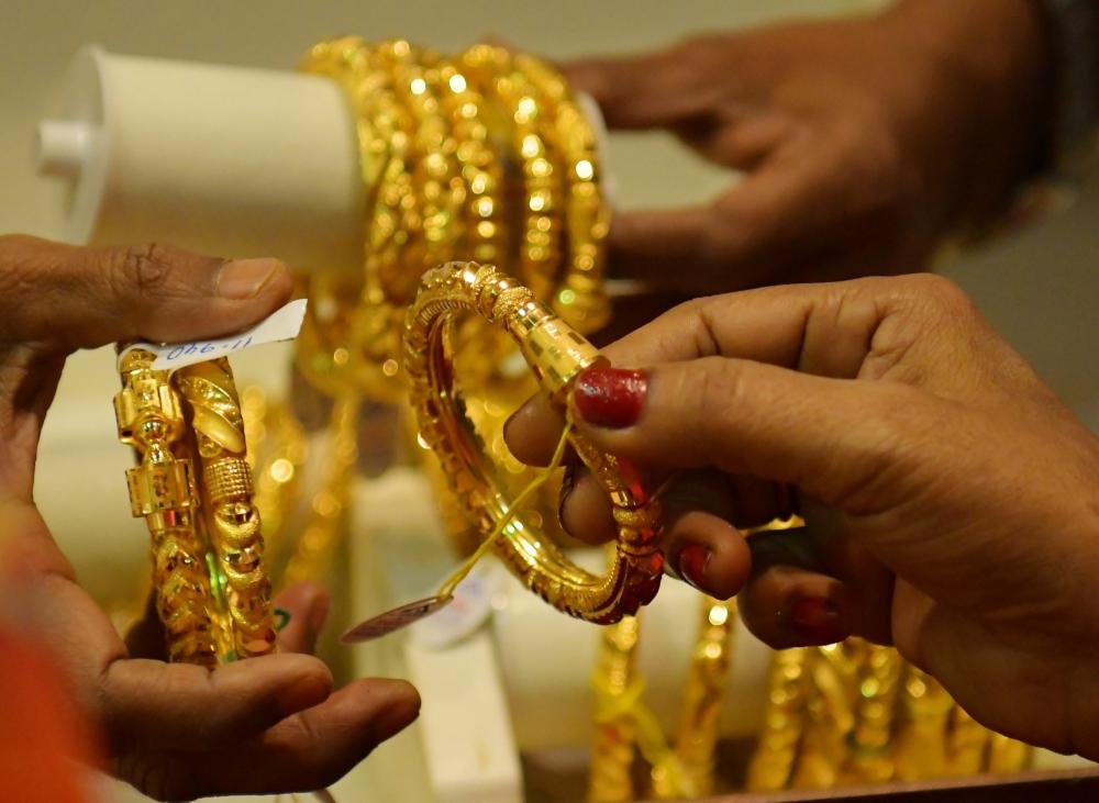 The Weekend Leader - 'Gold prices on the upward trend, to touch Rs 60,000/10 gms soon'