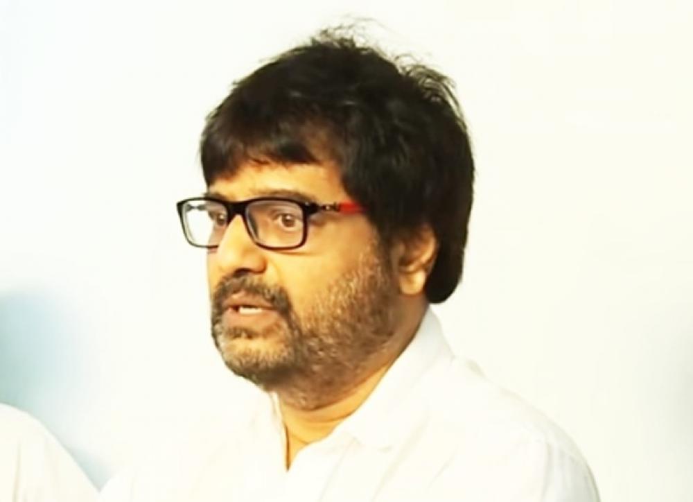 The Weekend Leader - Tamil movie comedian Vivekh dead