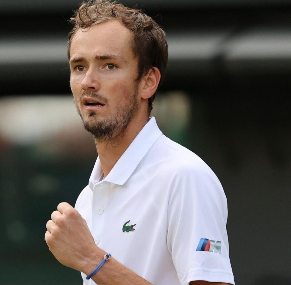 The Weekend Leader - Medvedev secures ATP Finals' semis berth; Sinner too well-placed