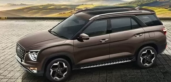 Hyundai India launches premium SUV Alcazar
