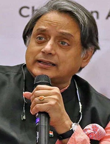 The Weekend Leader - Tharoor asks for immediate change of leadership in Congress