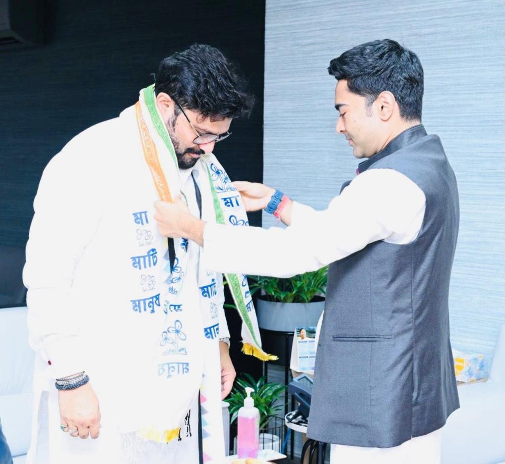 The Weekend Leader - Former Union Minister Babul Supriyo joins Trinamool Congress