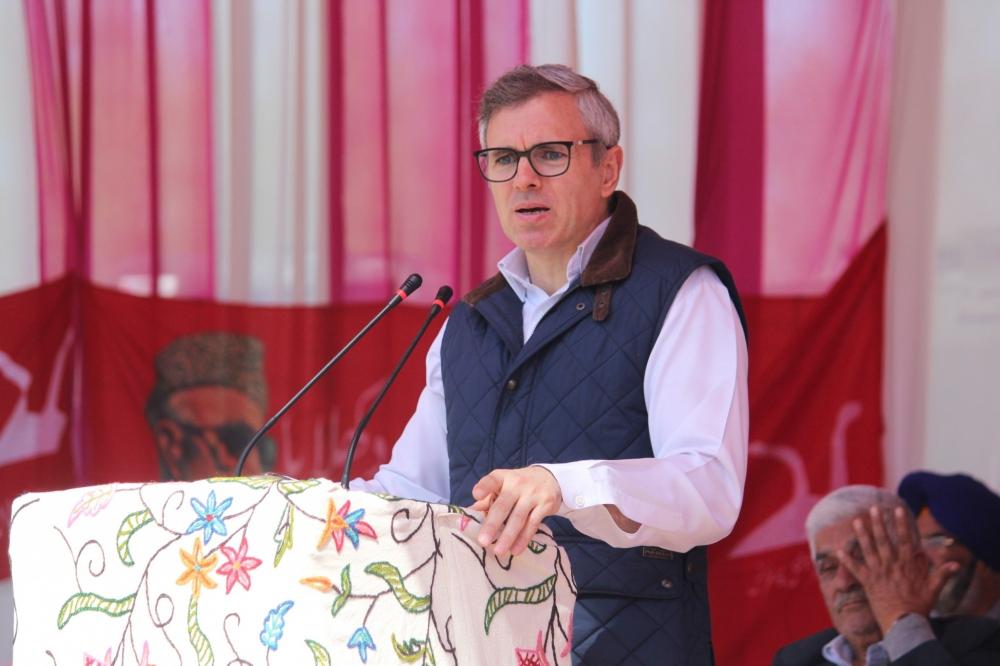 The Weekend Leader - Fratricide', says Omar Abdullah on Amarinder's exit