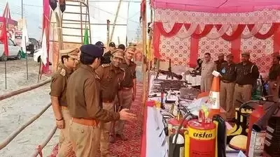 Religious fair showcases police weapons in UP
