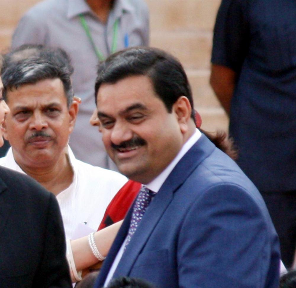 The Weekend Leader - Adani Enterprises signs concession agreement with AAI for 3 airports