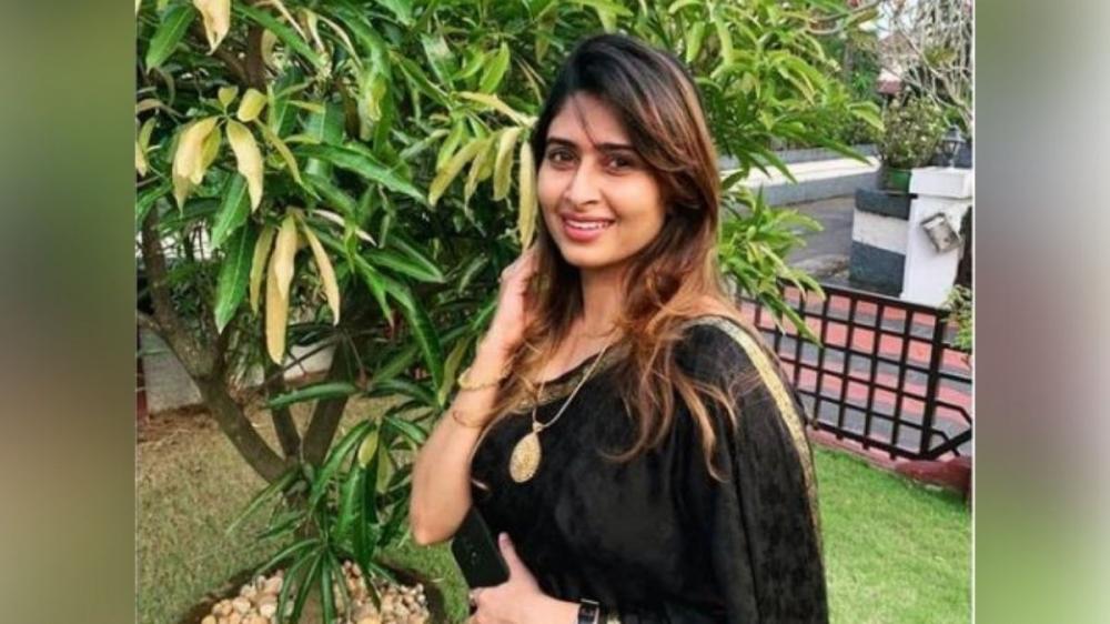 The Weekend Leader - Actress Ayesha Sultana leaves for Lakshadweep to appear before cops