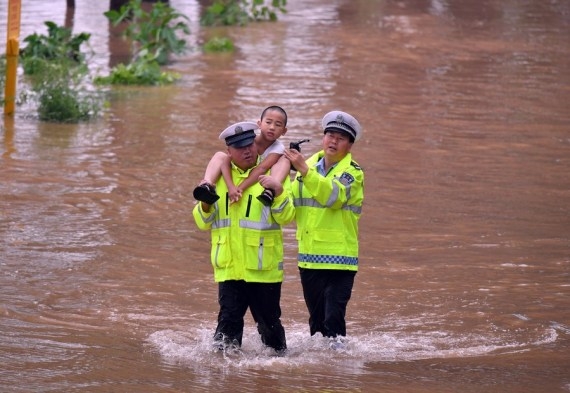 The Weekend Leader - China issues alert for rainstorms