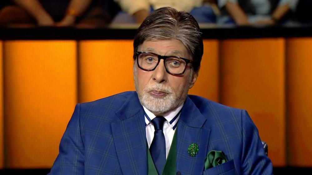 The Weekend Leader - Amitabh Bachchan Says He Writes 'Indian' in Caste Section of Census Form