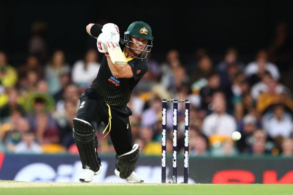 The Weekend Leader - Write off David Warner at your own peril, warns Maxwell