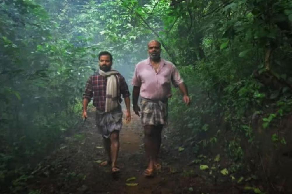 The Weekend Leader - 'Churuli': Riveting performances uplift Malayalam mystery movie
