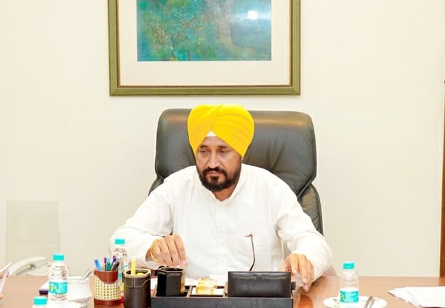 The Weekend Leader - Punjab CM condemns heinous act of attempting sacrilege of Guru Granth Sahib