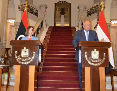 Egyptian, Libyan FMs hold talks in Cairo