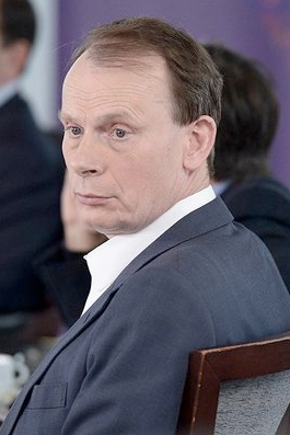 The Weekend Leader - Veteran BBC host Andrew Marr quits after 21 years