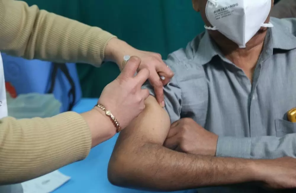 The Weekend Leader - Vaccine hesitancy quite high in Delhi-NCR, reveals survey