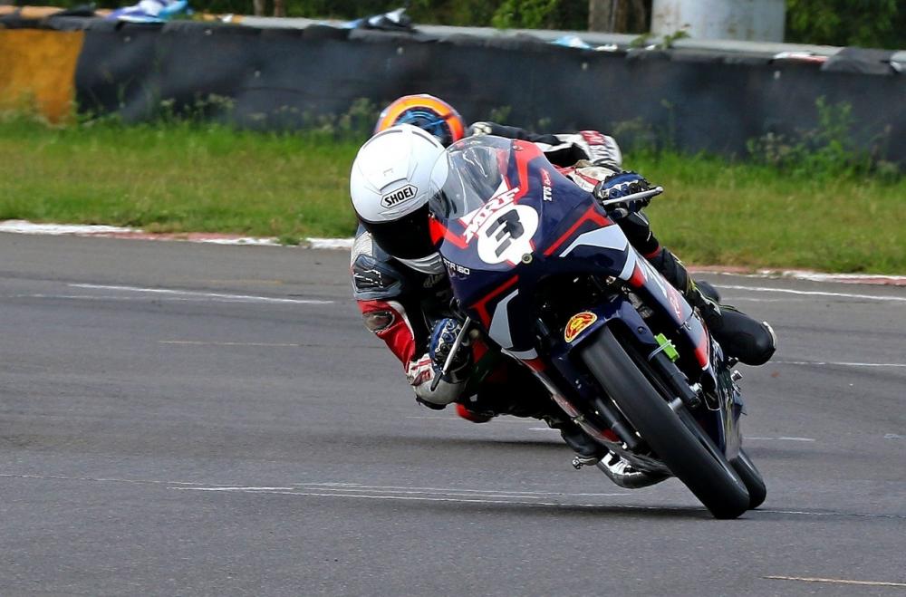 The Weekend Leader - National Motorcycle Racing: Jagan scores imperious win; Alwin tops in Novice race