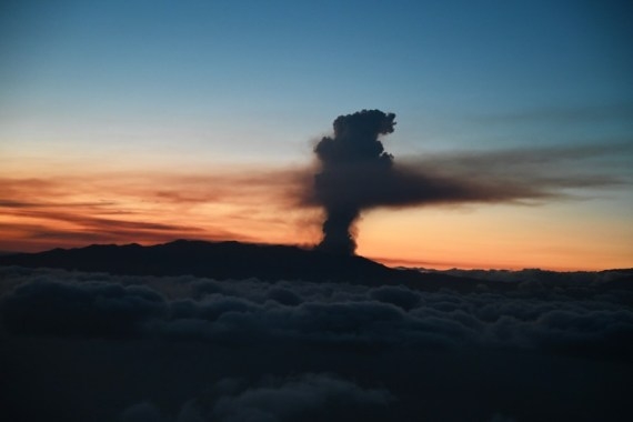 The Weekend Leader - Lives not at risk due to La Palma volcano eruption: Spanish PM