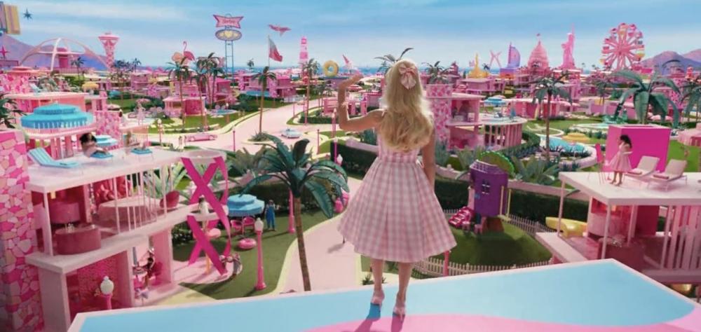 The Weekend Leader - Pakistan Temporarily Bans 'Barbie' Movie Over LGBTQ+ Themes