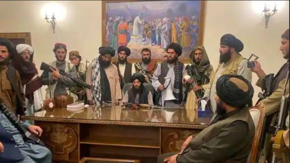 The Weekend Leader - Taliban meets Afghan political figures, assures security