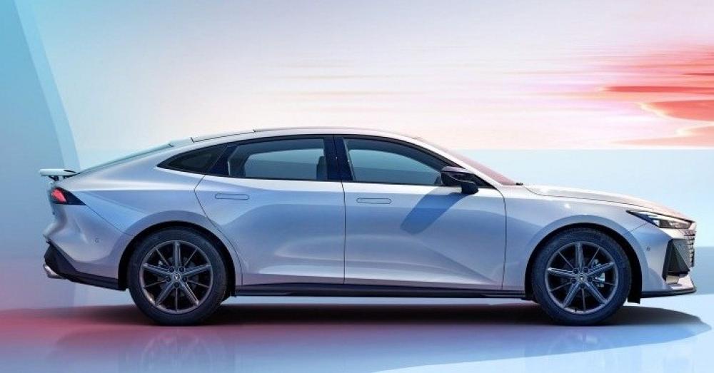 The Weekend Leader - Chinese automaker launches Tesla-inspired electric car at just $26,000