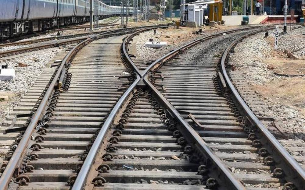 The Weekend Leader - India hands over Jaynagar-Kurtha cross-border rail section to Nepal