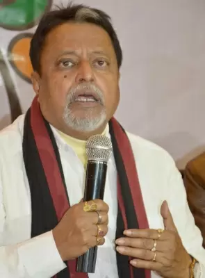 SC asks Bengal Speaker to decide on Mukul Roy's disqualification expeditiously