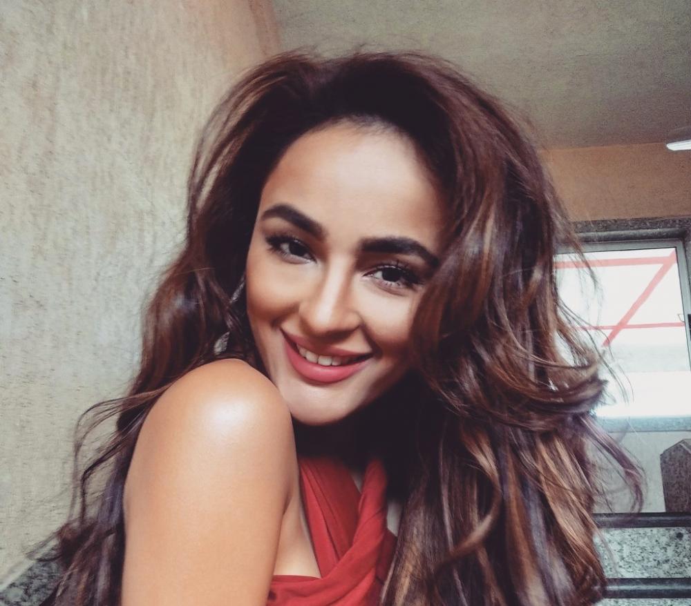 The Weekend Leader - Seerat Kapoor wants to work with AR Rahman