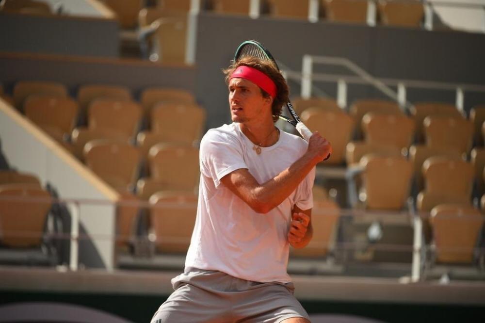 The Weekend Leader - Zverev takes Cincinnati title with easy win over Rublev