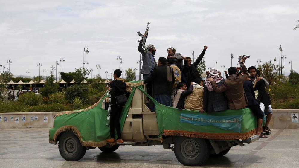 The Weekend Leader - Fighting rages between Yemeni army, Houthis in Marib