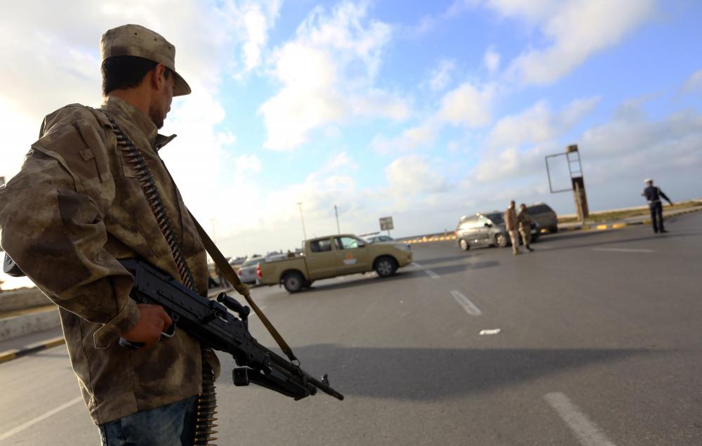 The Weekend Leader - IS suicide bomber attacks Libyan security checkpoint