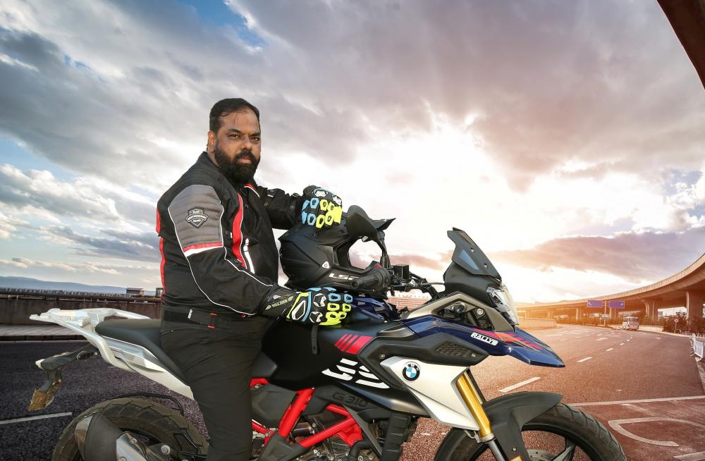 The Weekend Leader - Ansar | Founder, Biking Brotherhood | Entrepreneur Success Story 