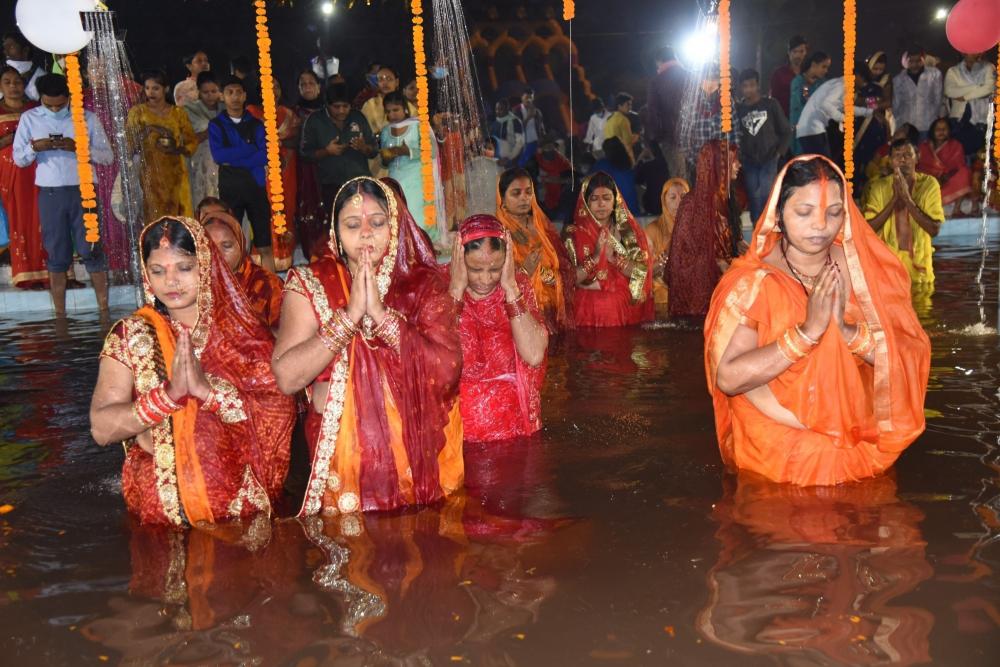 The Weekend Leader - Filming Chatth devotees sparks communal tension in Bihar village