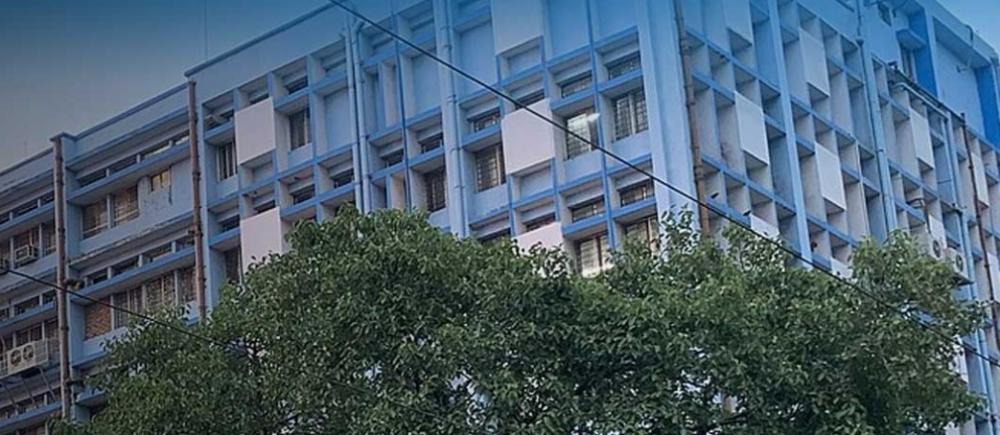 The Weekend Leader - Ragging Row Erupts at RG Kar Medical College; First-Year Students File Complaint