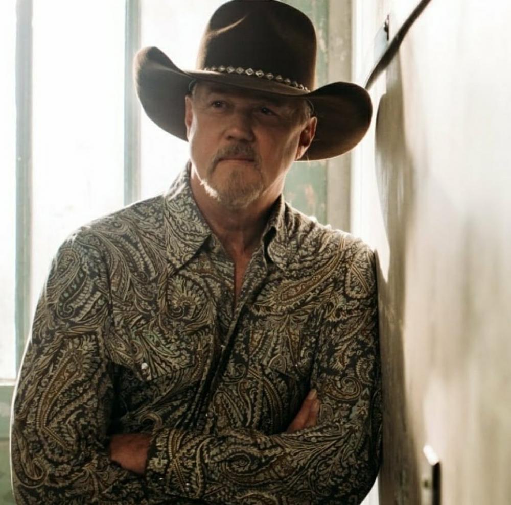 The Weekend Leader - Trace Adkins to perform at ACM Honours on Aug 25