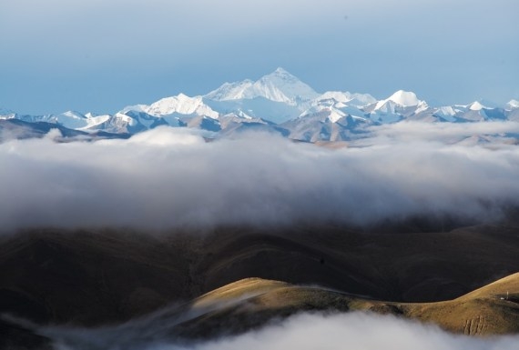 The Weekend Leader - Airlines in Nepal to resume flights over the Himalayas