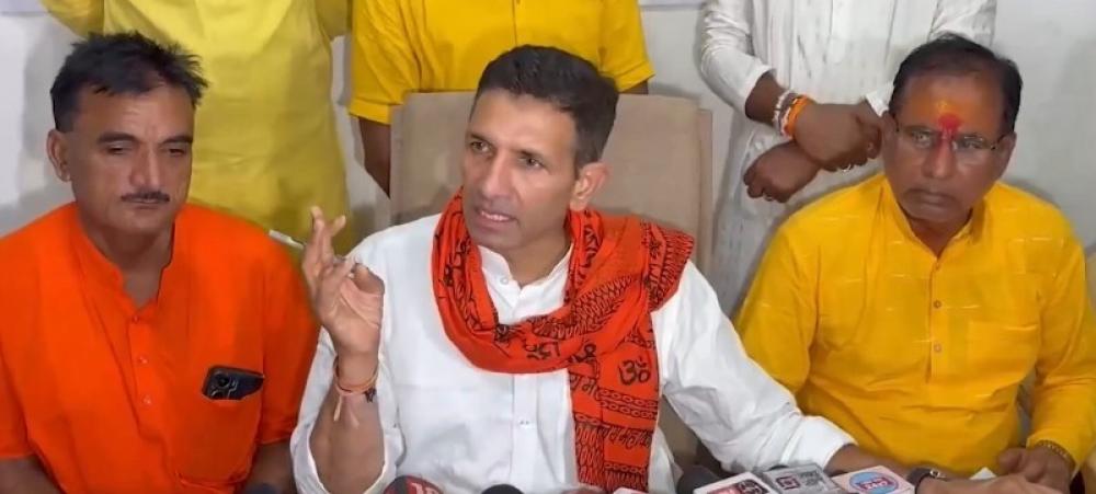 The Weekend Leader - Row Erupts After MP Congress Accuses BJP of Facilitating Cow Slaughter, Beef Exports
